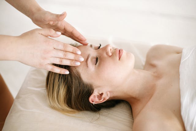 Indian Head Massage Image