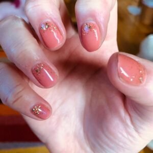 pink sparkle with gold nail desigh by Phillippa Robinson